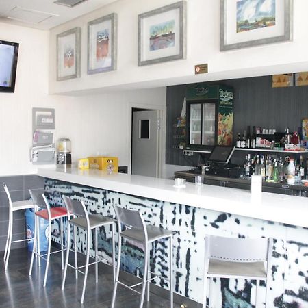 Hostal Francisco Salinas Burgo Eksteriør billede